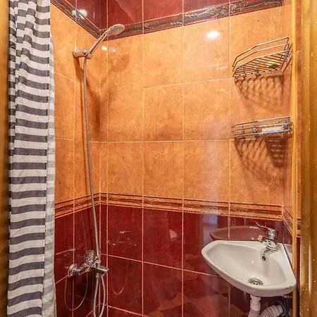 The Right Choice 16 Sofía